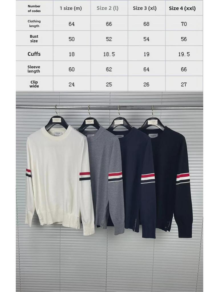 Unisex Round Neck Wool Sweater: Casual & Fashionable, Perfect for Autumn/Winter.