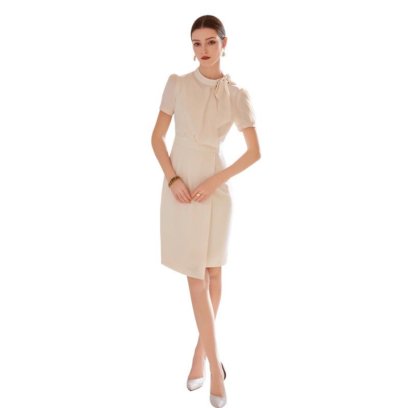 Goddess Style Slimming Lace-Up Stand Collar Dress with Figure-Flattering Patchwork and Fake Two-Piece Design