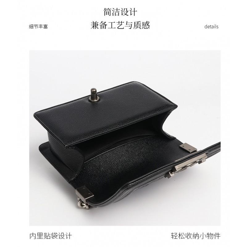Nuova Borsa Caviale Ascella Nicchia Catena Flip Pelle Spalla High-end Lusso Leggero Quadrata Donna