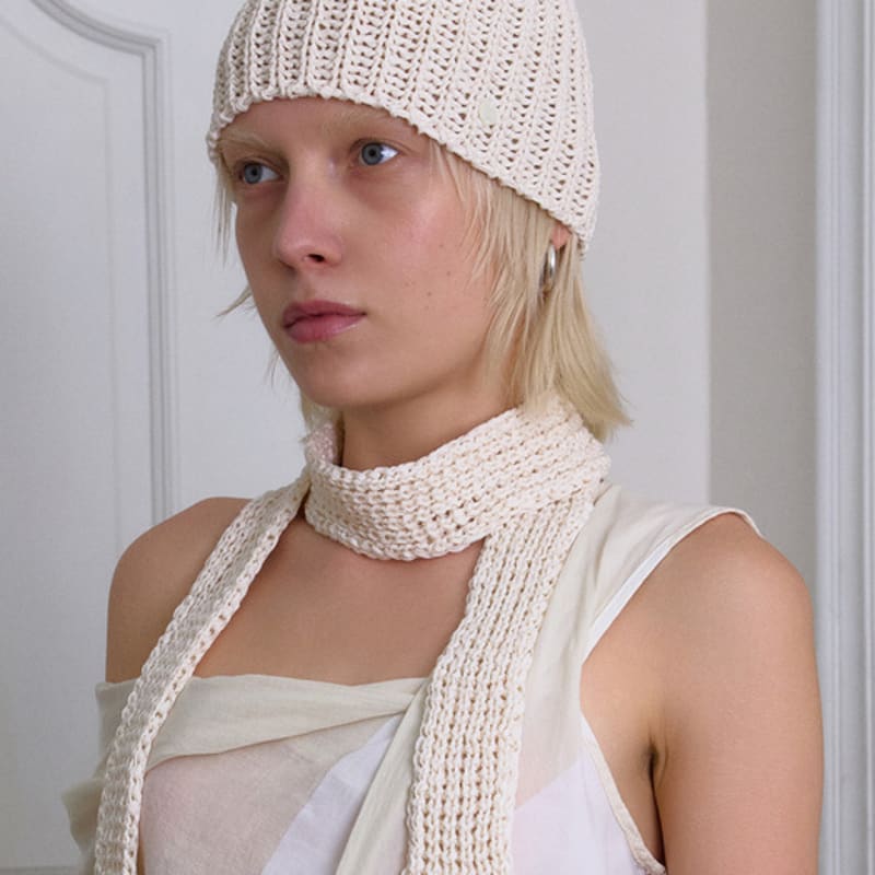 

UNDERCONTROL studio ВЯЗАНАЯ ОДНОСЛОЙНАЯ ШАПКА / ОВСЯНКА FREE