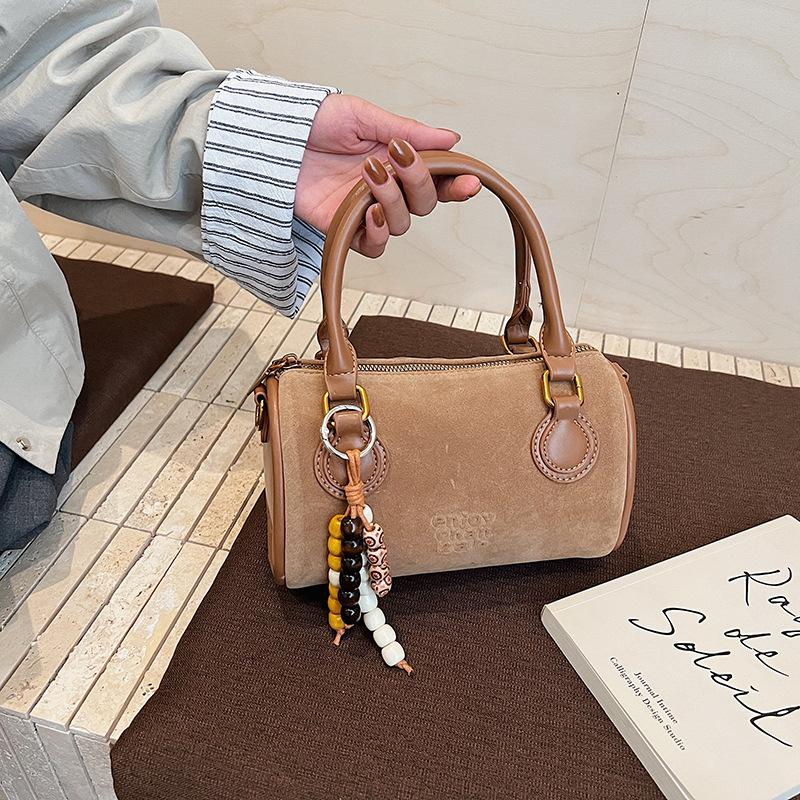 Einfache und modische Retro-Kissen-Tasche Damen Herbst neue Schulter-Umhängetasche Nischen-Handtasche