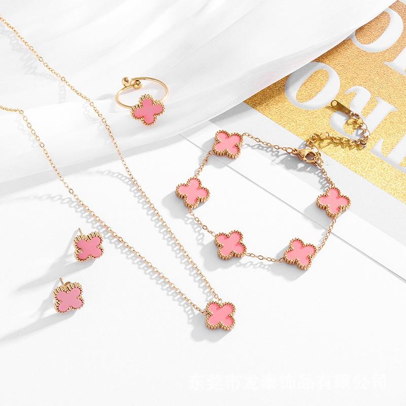 18K Gold Plated Kleeblatt Halsketten-Set Mit Muschel-Anhänger Minimalistischer Damenschmuck Tägliches Tragen