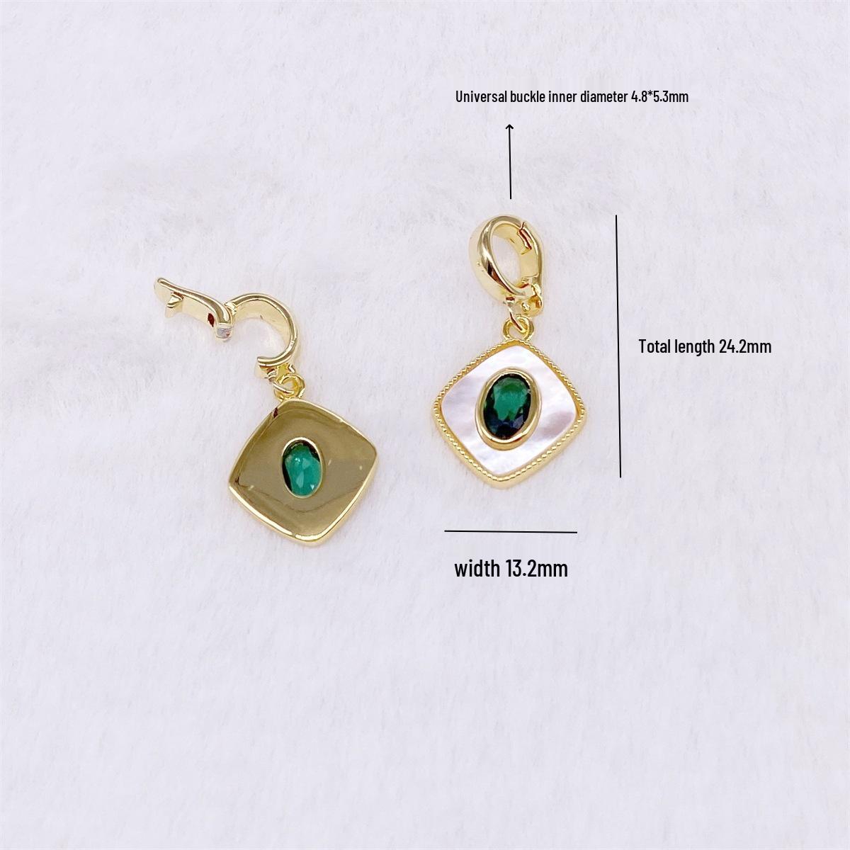 

Подвеска-квадрат с цветными бриллиантами с покрытием из 18-каратного золота с цепочкой - Жемчужное ожерелье и аксессуар для свитера