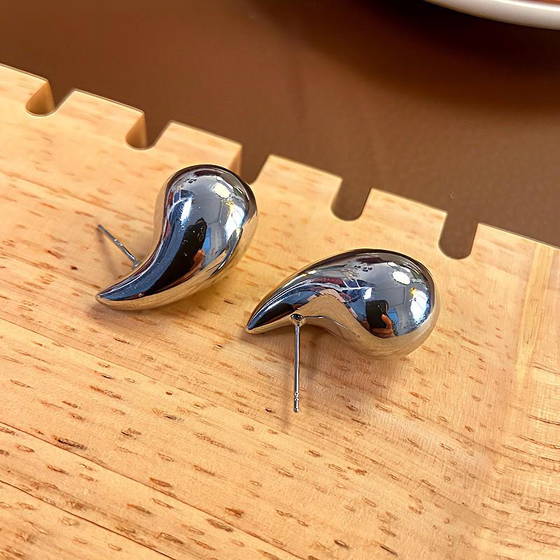 Elegant Teardrop Zircon 925 Silver Stud Earrings - Chic & Sophisticated Style