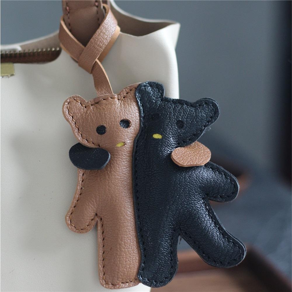 Cute Accessory Keychain of a Good Friend Bear Bag Hanging with a Niche Backpack