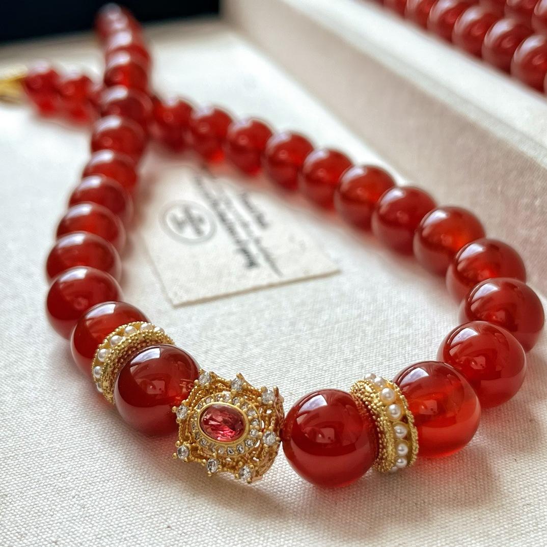New Year S Red 12Mm Medieval Court Wind Pigeon Blood Red Natural Chalcedony Agate Natural Stone Necklace Women S Neck Chain