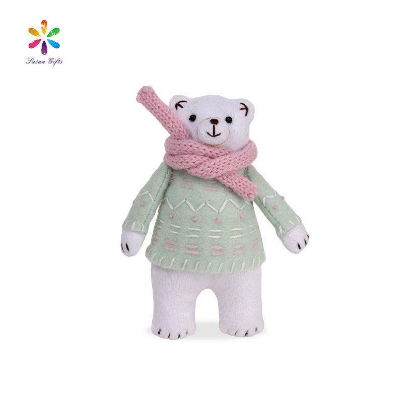 Cross-border Little Bear Christmas Scarf Ornament - Small Tree & Home Decoration Pendant зелёный