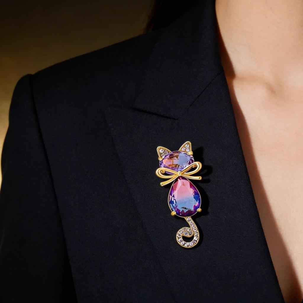 Exquisite Colorful Crystal Cat Shining Brooches Luxury Women Decoration Boutique Kitten Animal Rhinestone Coat Clothes Pin