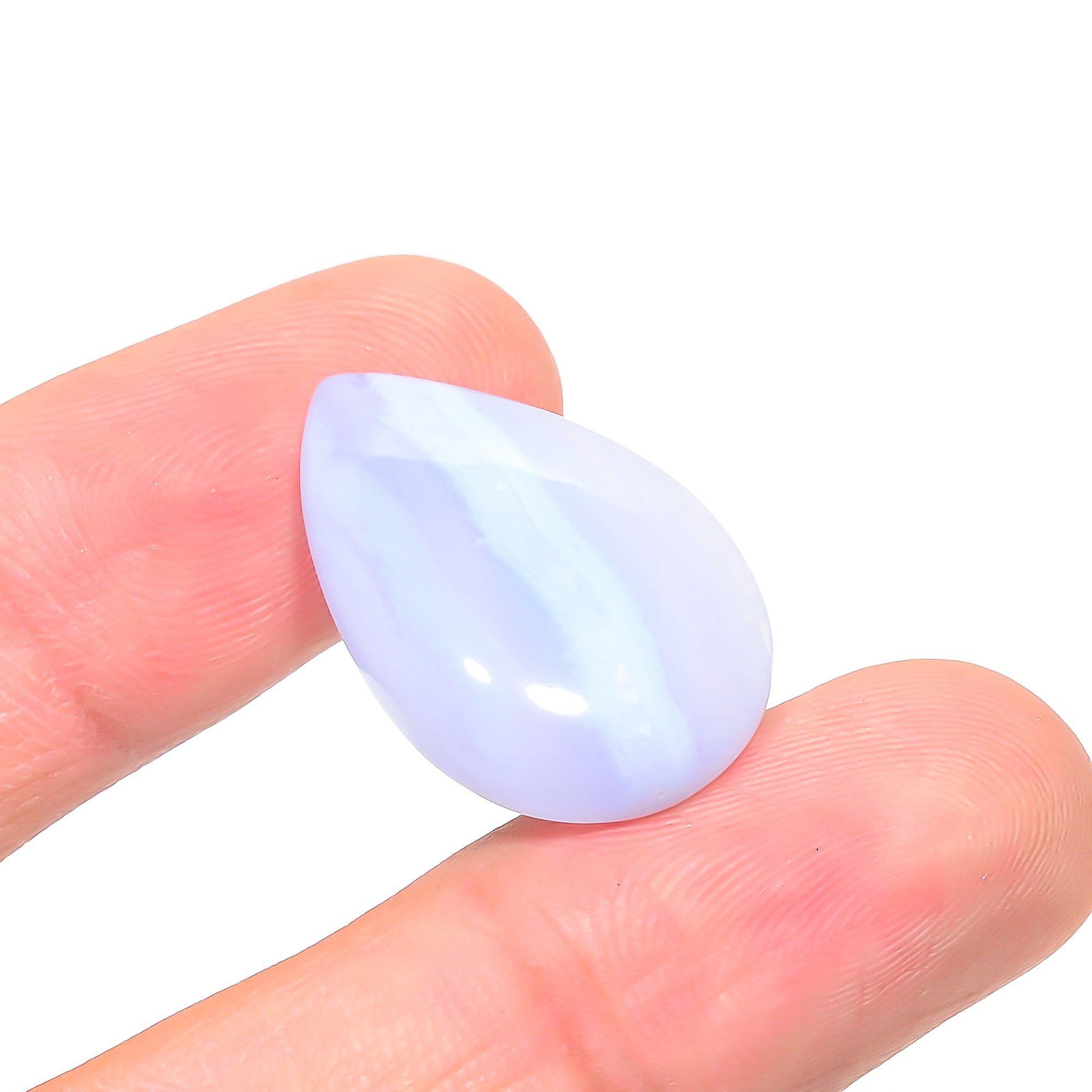 

Natural Blue Lace Agate 1.9x2.8cm Cabochon Fine Loose Gemstone 22.35Cts. m3b26 синій