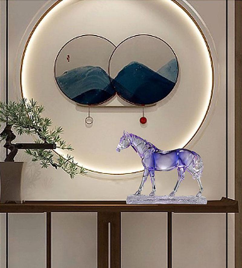 Transparent Resin Horse Statue Ornaments Home Room Cabinet Handicrafts Animal Item Office Decoration Housewarming Opening Gifts
