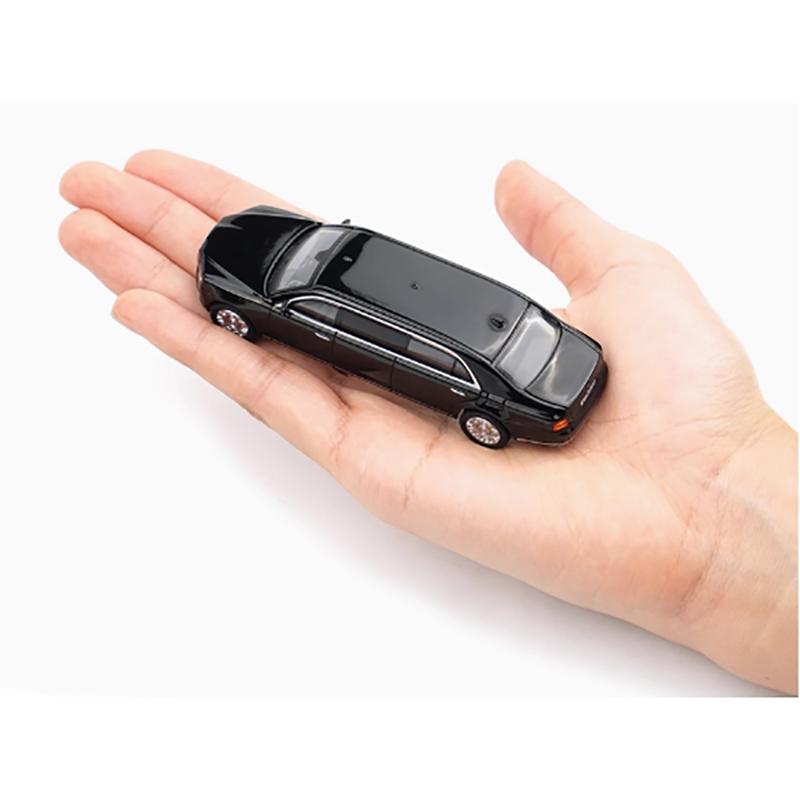 XCARTOYS 1:64 scale Alloy AURUS SENAT  car model Adult Boy toy Collectibles Souvenir Gift Static finished ornaments