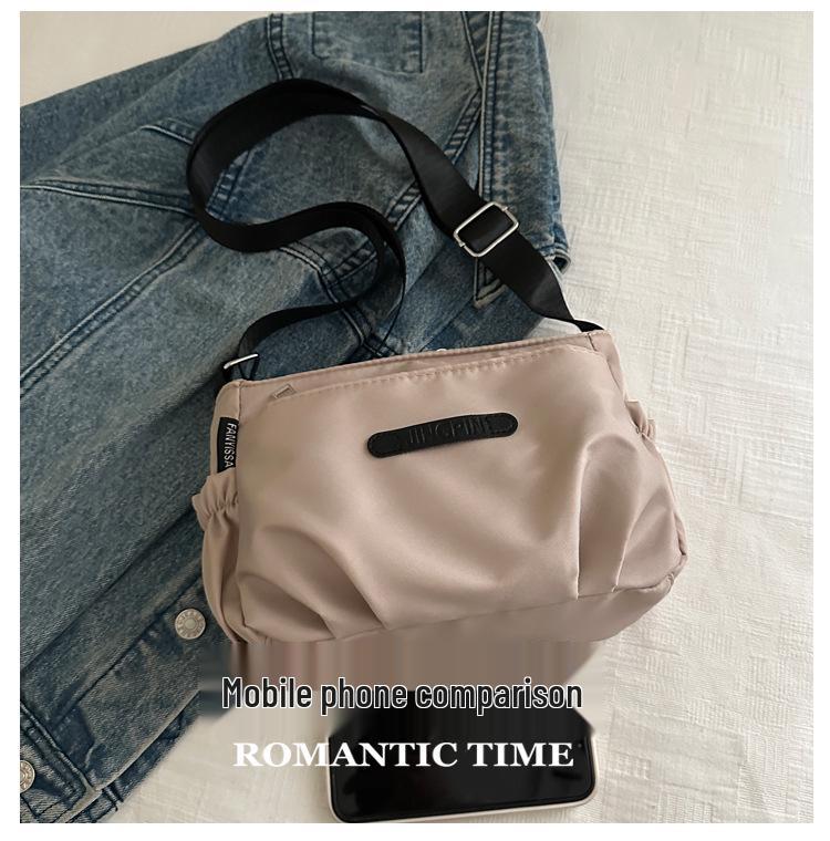 Women's Water-Repellent Nylon Crossbody Bag: Autumn/Winter Casual Solid Color Shoulder Bag