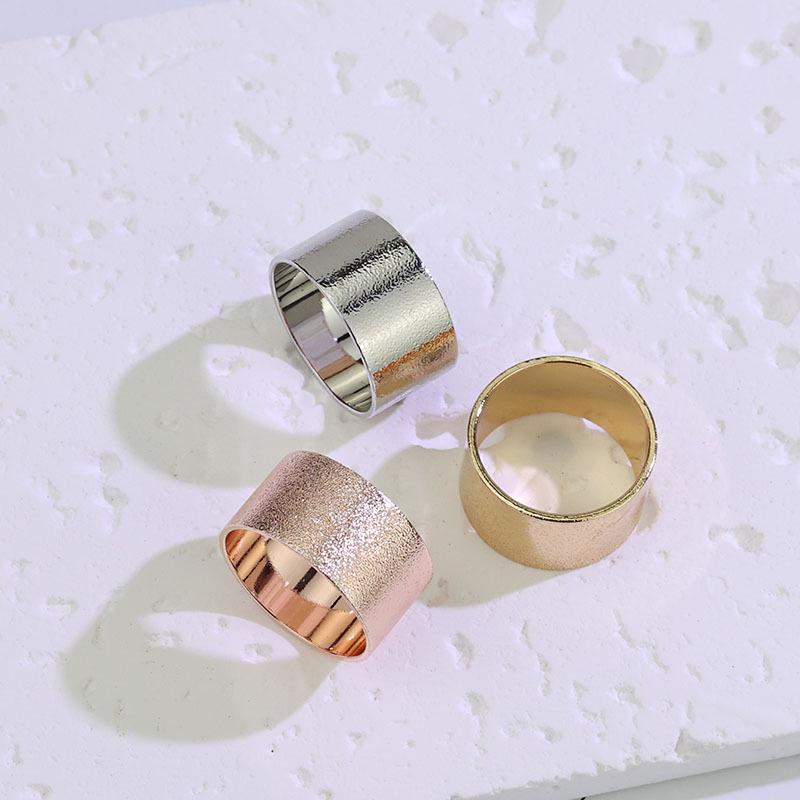 Korean Style Fashionable Scarf Buckle - Women's Simple and Stylish Scarf Accessory