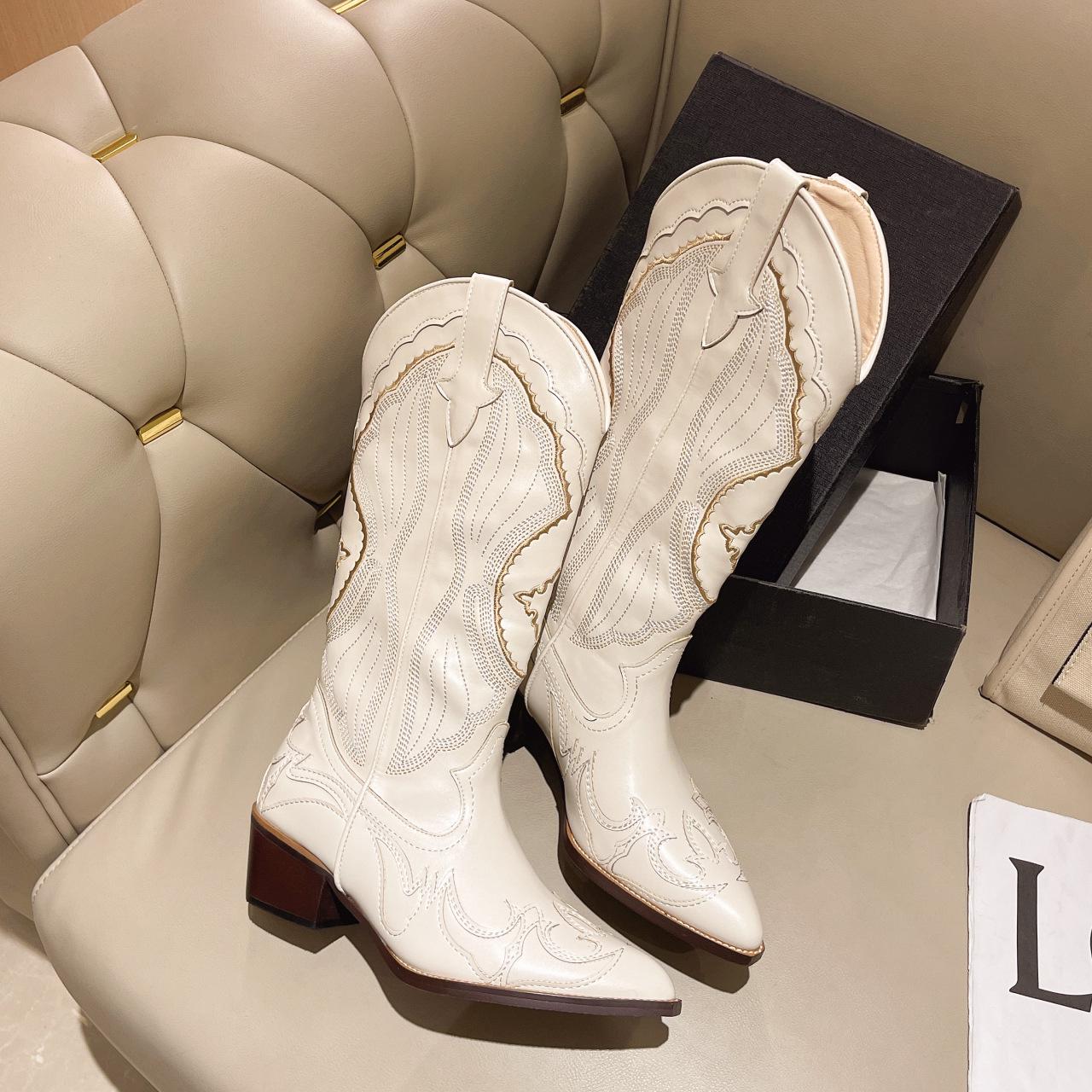 

Женские модные ботильоны с высоким подъемом в британском стиле, стройнящие - Коллекция Лето 2024 36 белый