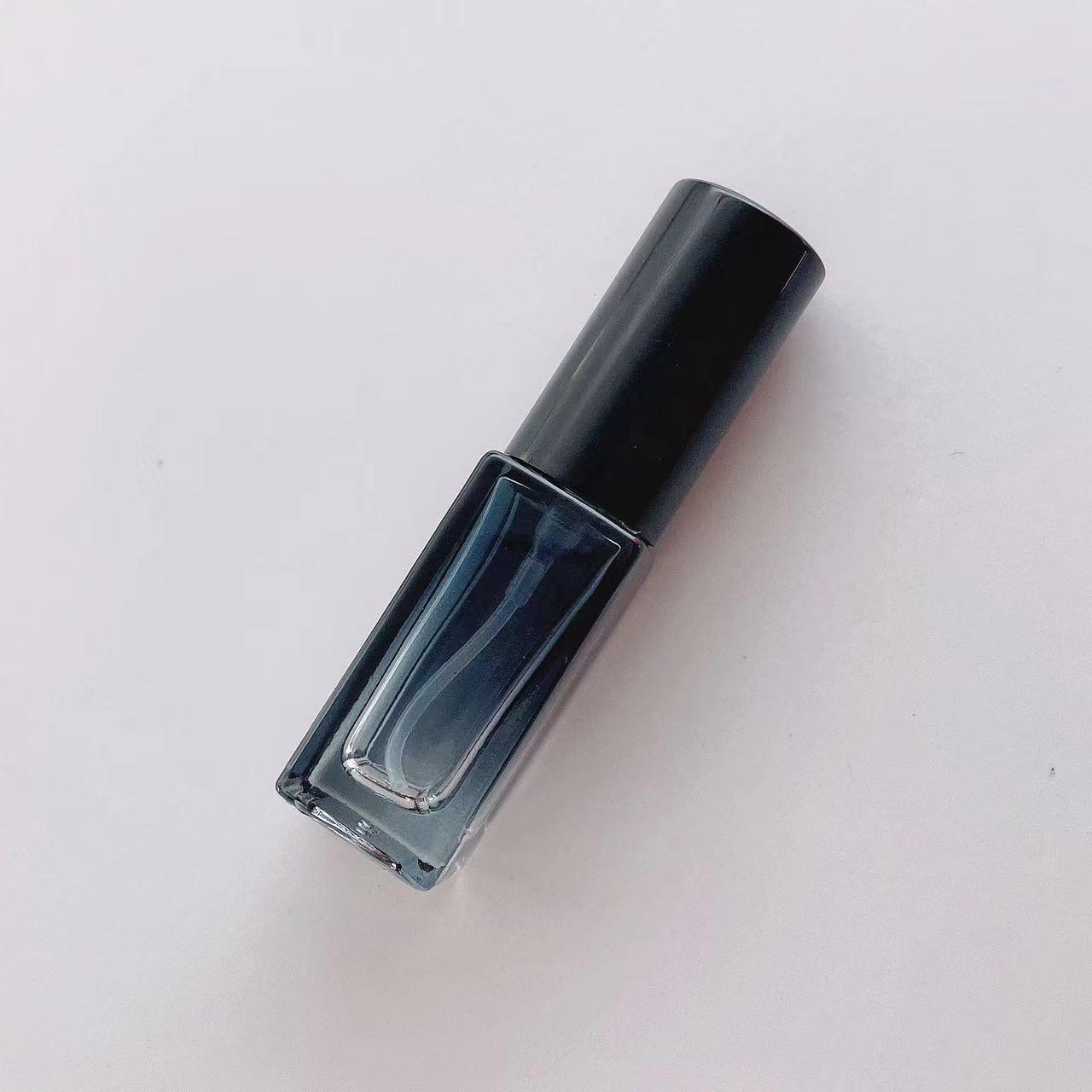 Premium Portable Perfume Decanter: High-End 10ml Glass Sample Spray Bottle with 5ml Sprayer