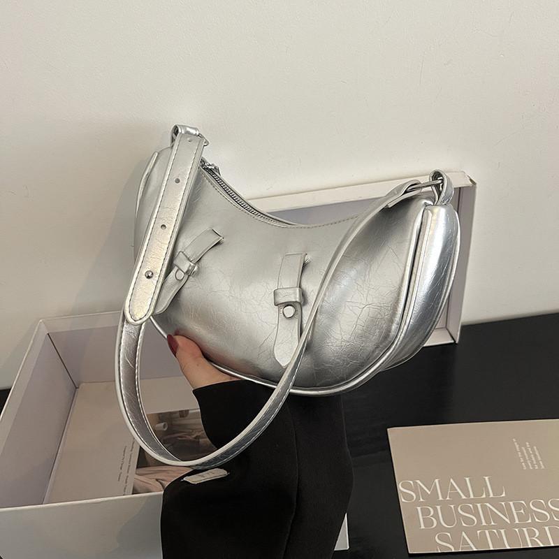 Fashionable Chic Shoulder Crescent Handbag Street Style Trendy Pu Leather Medium Size For Everyday