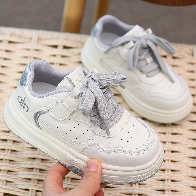 Children's Versatile Velcro Skate Shoes - Soft Sole, Fashionable, for Boys & Girls, White, Spring/Autumn 2026