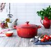 Gusseisen-Bräter Le Creuset Signature rund 24 cm kirschrot 4,2 l (21177240602430)
