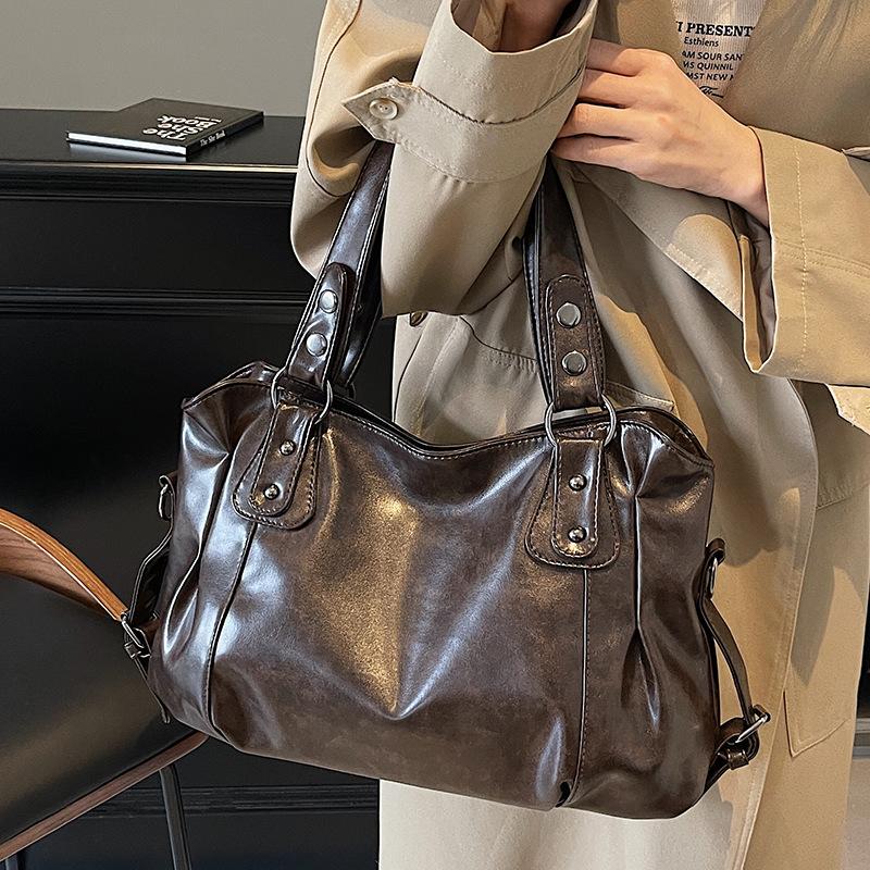 High-quality European and American retro casual high-end sense niche shoulder tote bag fashionable versatile commuter messenger bag