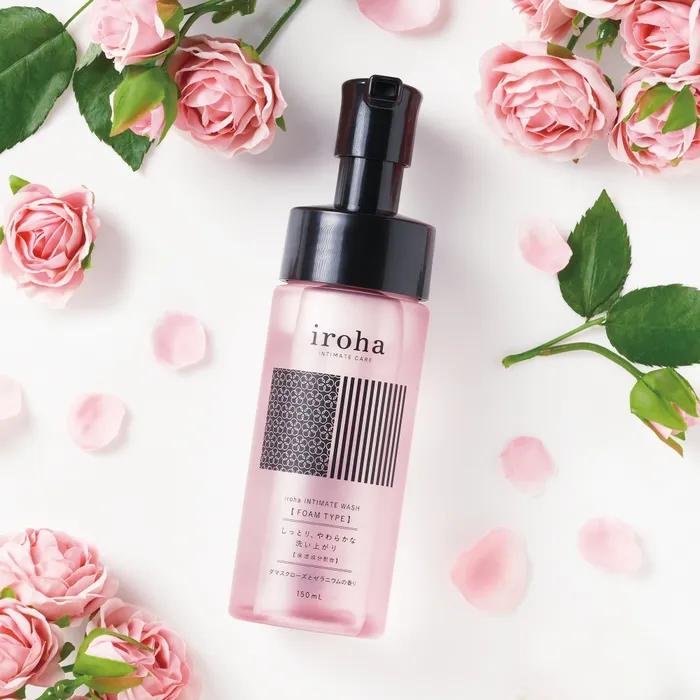 

Iroha Пенка для интимной гигиены с ароматом дамасской розы и герани 150 мл
