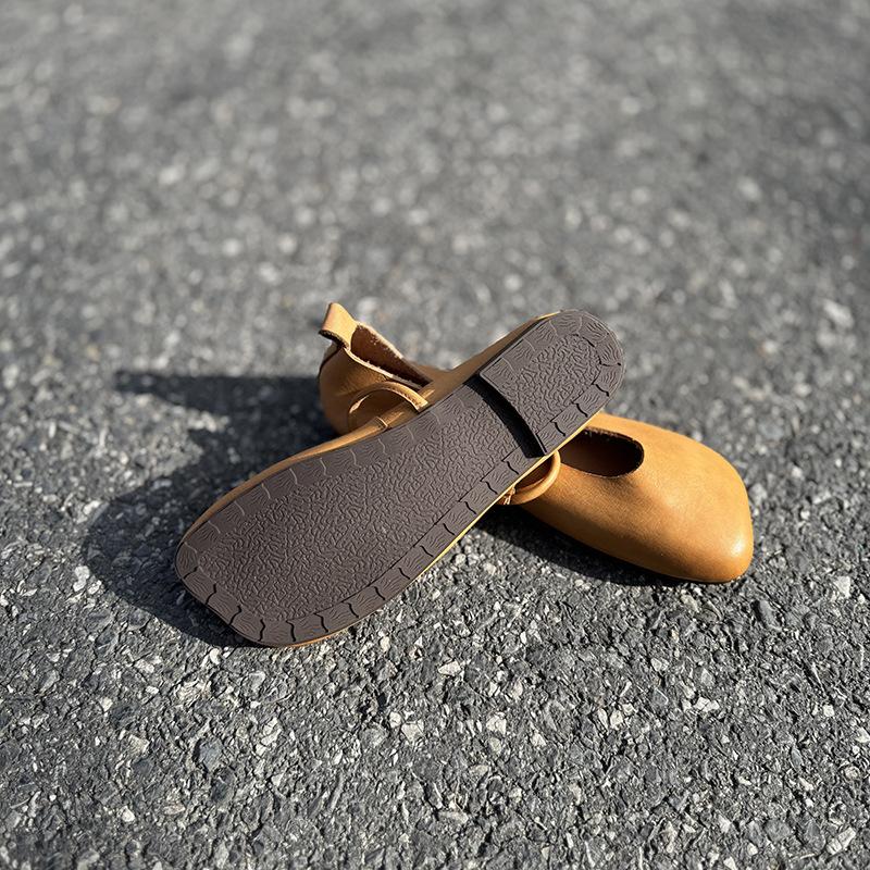 Johnature Spring Autumn Retro Button Shallow Soft Sole Flats Casual Round Toe Loafers Women Genuine Leather Shoes