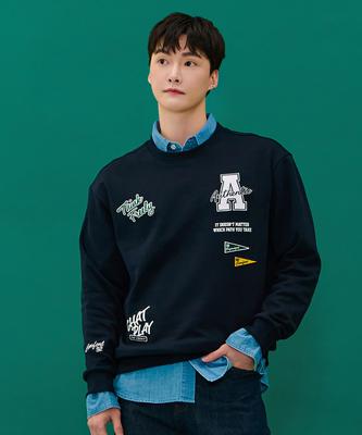 CHASECULT Unisex Kitsch Artwork Sweatshirt - Navy