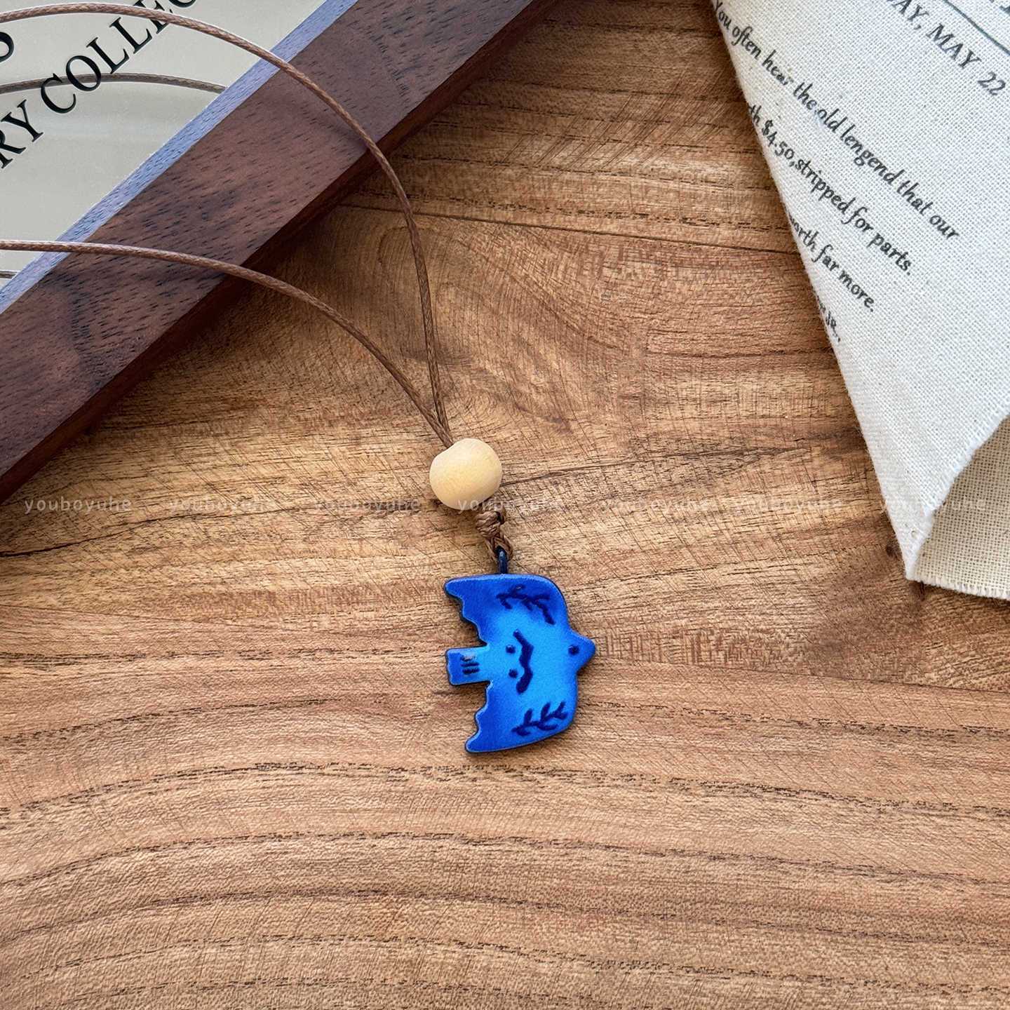 

Постепенно меняющееся колье с подвеской в виде ласточки, модное, простое, универсальное, цепочка до ключиц, нишевый темперамент, высококачественная бижутерия