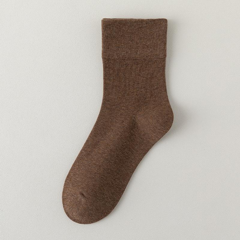 

Children s Plain-colored Cotton Socks for Spring and Autumn, Mid-length, Sweat-absorbent and Odor-resistant, Without Bones, Postpartum Care Socks 1 pair темно-коричневого кольору