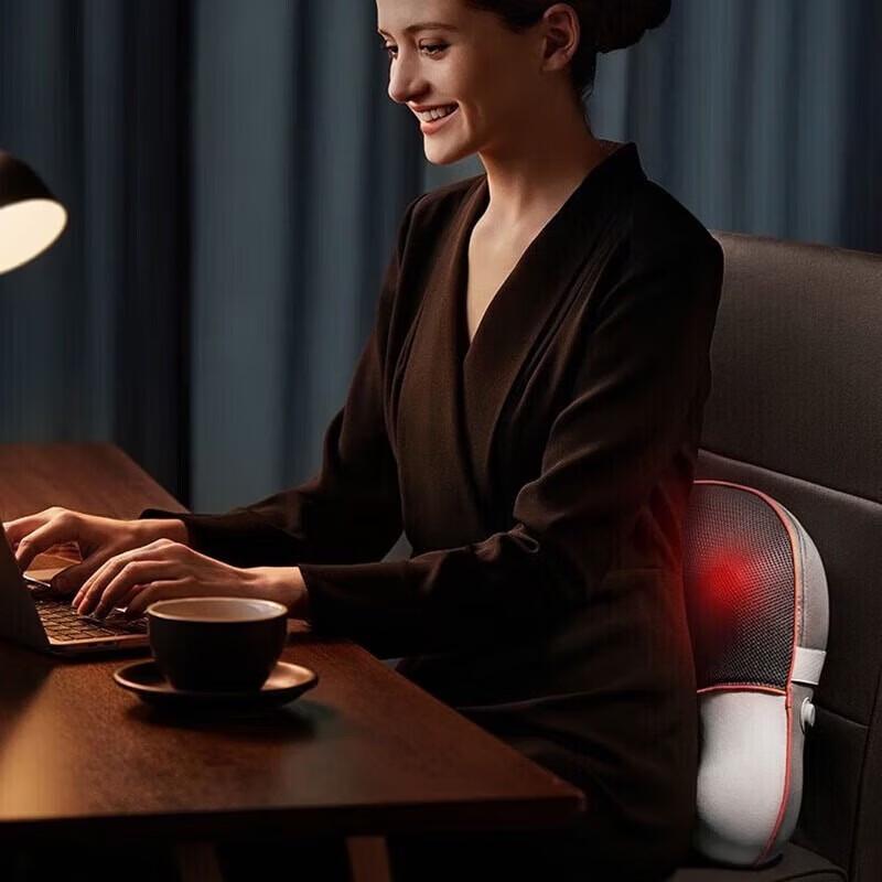 SKG T5 Wireless Lumbar Back Massager Cushion