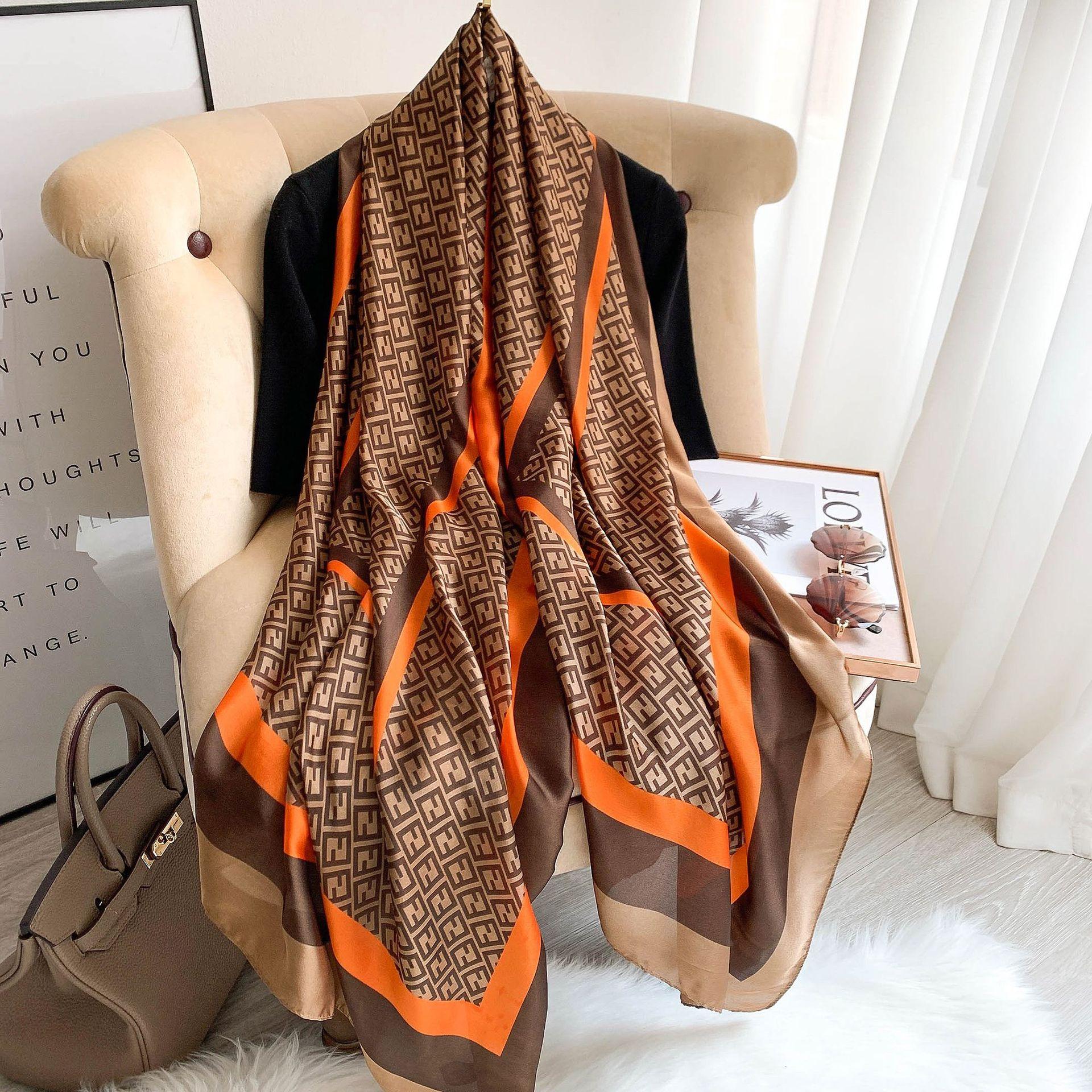 

Новый шарф из искусственного шелка с принтом в виде букв для женской защиты от солнца, модный, трендовый, однотонный шарф из искусственного шелка 90*180cm