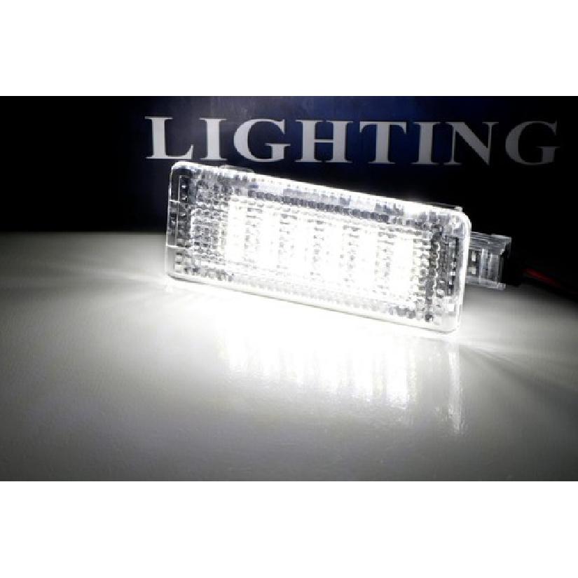 One Xenon White Full LED Cargo Area Light Assembly For Porsche 718, 981 911/991