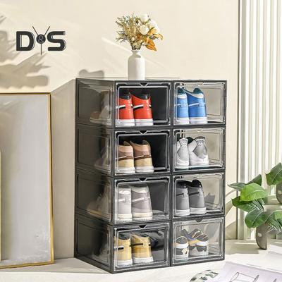 Transparente Schuhaufbewahrungsbox mit magnetischer Tür, große Kapazität, stapelbar, transparent, staubdicht, Schuhdisplay-Organizer-Behälter