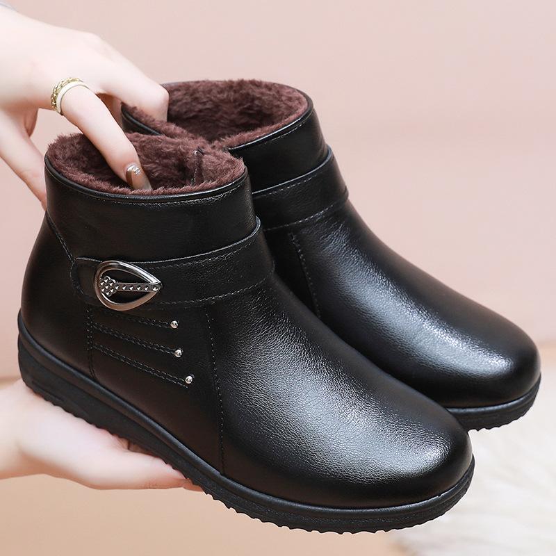 Middle-aged shoes Winter soft-soled non-slip cotton boots Thickened and velvet short boots Women's elderly thermal shoes cotton shoes