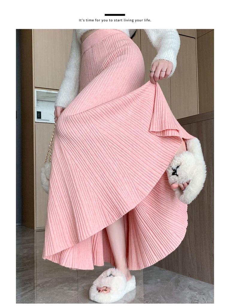 Autumn/Winter 2025 High-Waisted Knit Fishtail Skirt: Drapey Ribbed A-Line with Wide Hem
