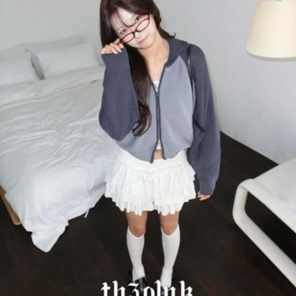 The Pink Loose Fit Color Block Raglan Two Way Knit Zip Up