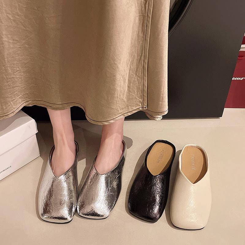 2025 New Korean Version of Gentle Fairy Soft Flat Bottom Casual One-pedal Muller Single Shoes Bag Head Half Slippers Women's Outer Wear