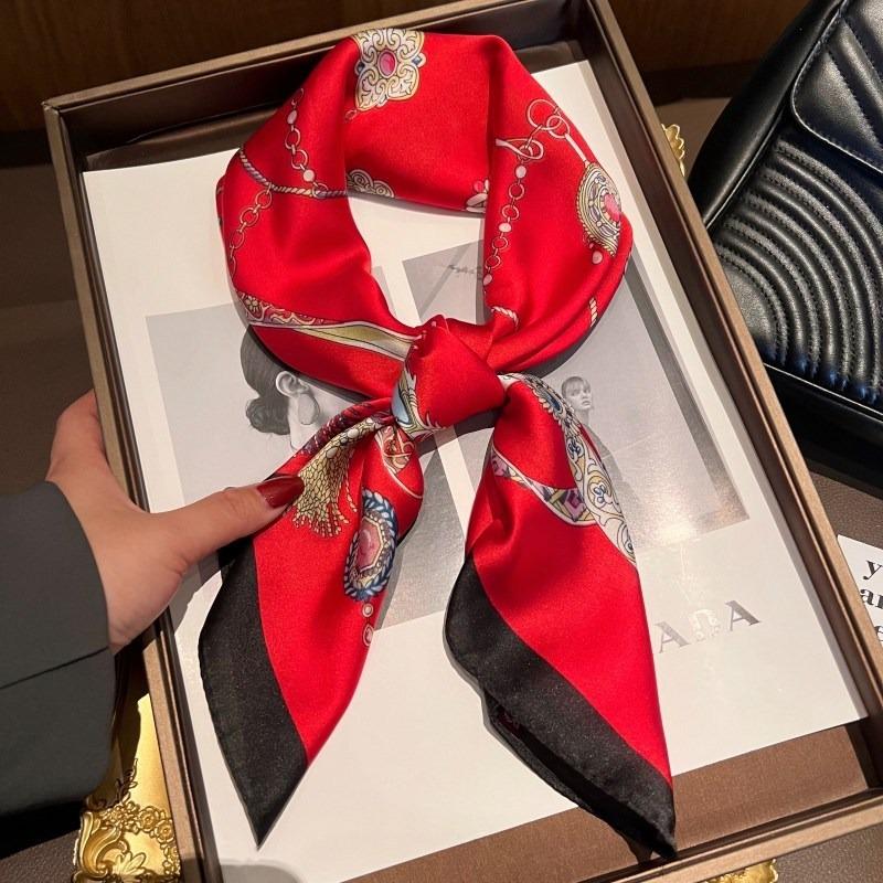Women Fashion Versatile Elegant Printed Small Square Neck Scarf For Daily Wear