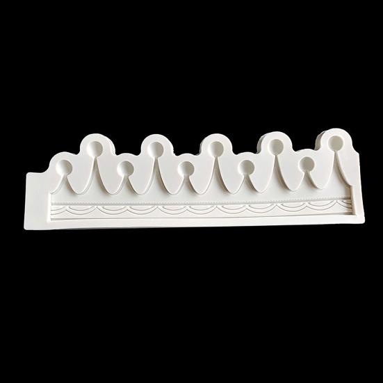 Temperature Resistant Candy Mold Reusable Lightweight Crown-shaped Chocolate Cake Silicone Mould