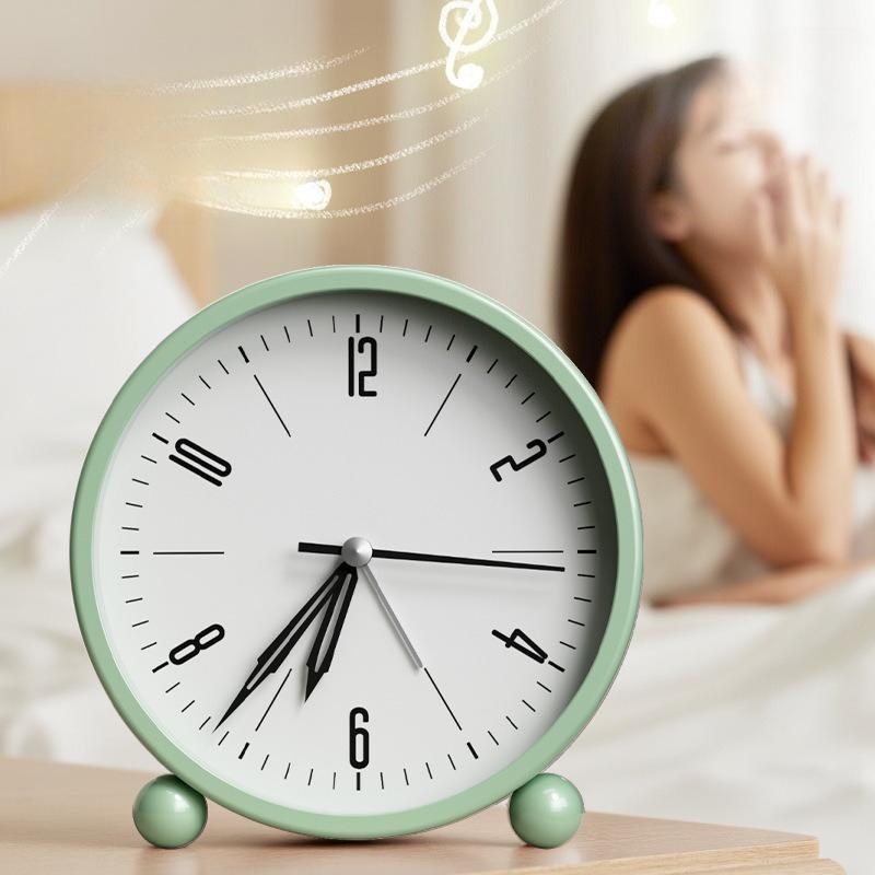 Metal Quartz Alarm Clock Student Wake-up Clock Silent Scan Night Light Desktop Alarm Watch Bedroom Decorative Ornaments2