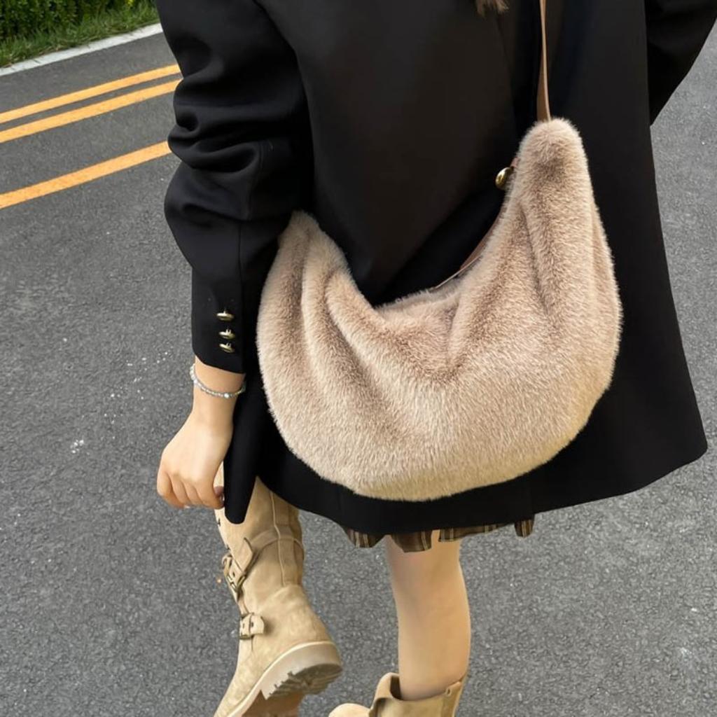 Crossbody Bag Women Plush Casual Daily