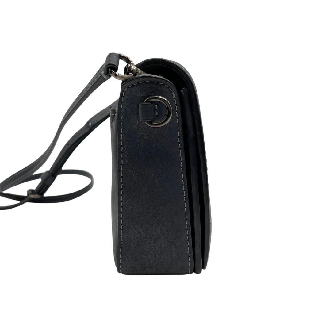 Used COACHShoulder Bag Navy leather Women