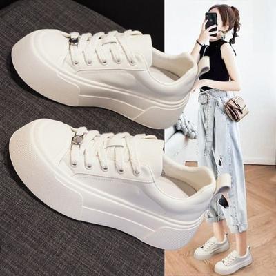 Thick-soled Comfortable Board Shoes Women's New Autumn Versatile Round Head Flat-soled White Shoes Women's Sports and Leisure Shoes