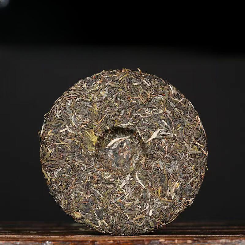 357g Yunnan Raw Puerh Tea Cake 2022 Spring Pu'er Sheng Tea Premium Pu-erh Tea