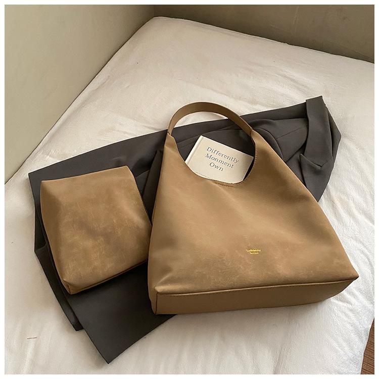 

Retro simple bucket armpit large-capacity commuter tote bag Korean niche fashion foreign versatile shoulder bag