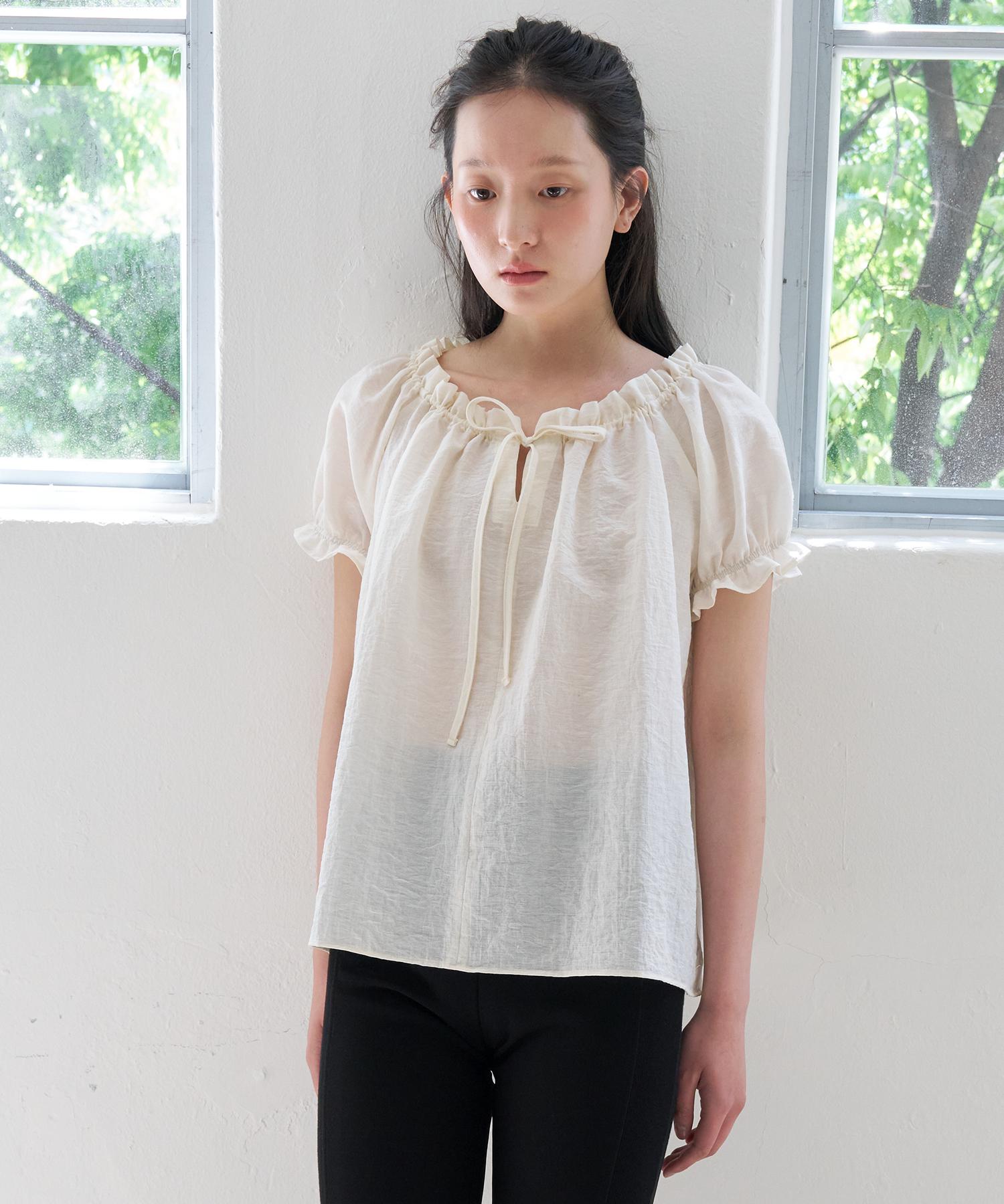 Soire Ruffle Hem Shirring Blouse - Ivory Ivory
