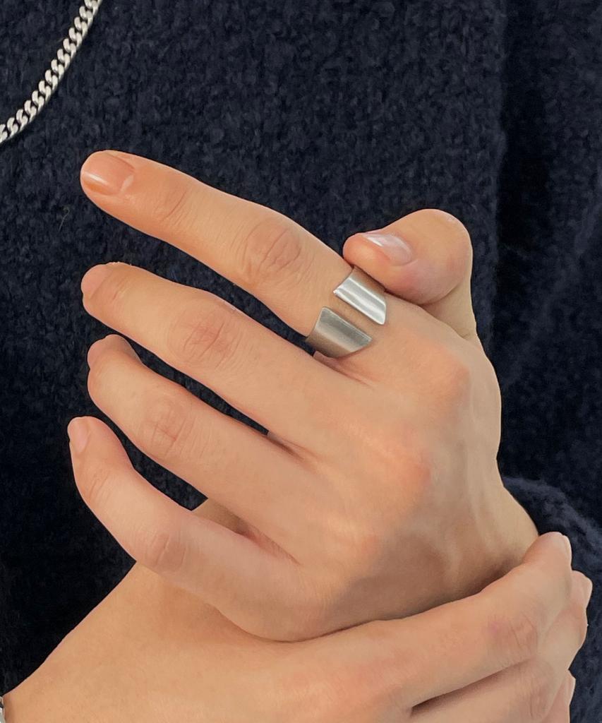 Maz Surgical Flat Open Ring