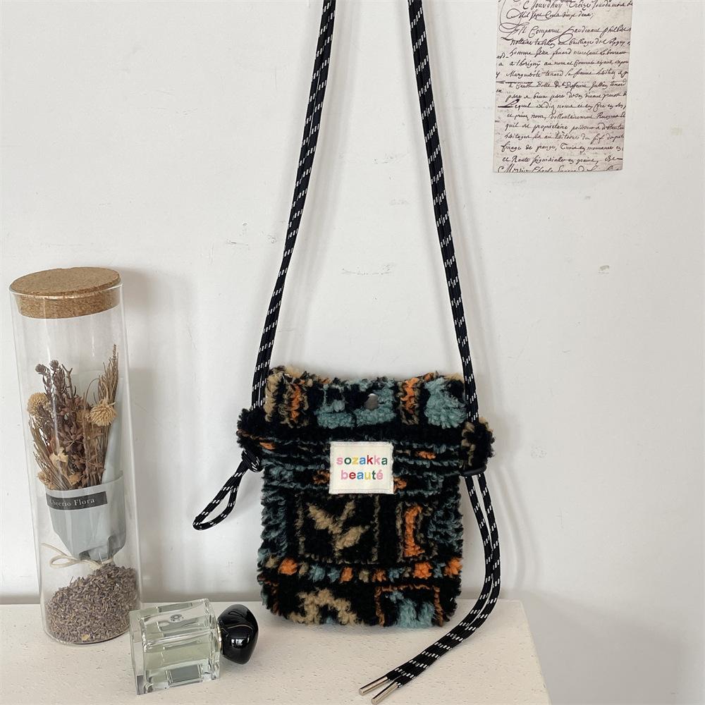 Soft Messenger Bag Plush Flower Commuter Leisure Bag Shopping Underarm Mobile Phone Bag Shoulder Bag