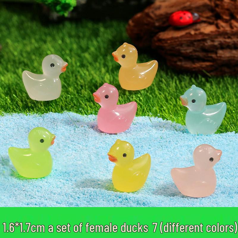 In Stock Hot-Selling Panda Doll Resin Craft Ornament for Micro Landscape Decor